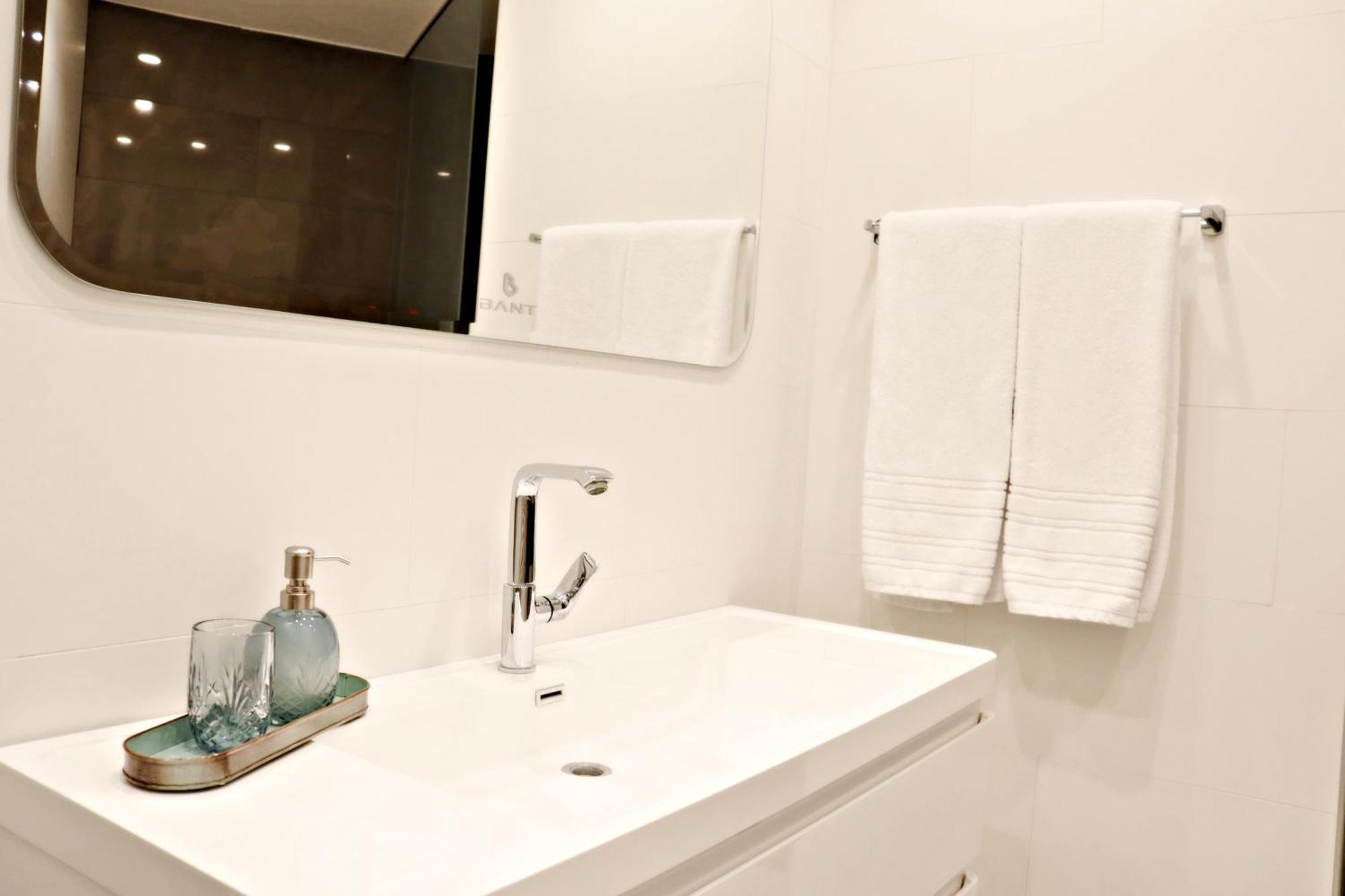 Capital Apartments Сараево Экстерьер фото