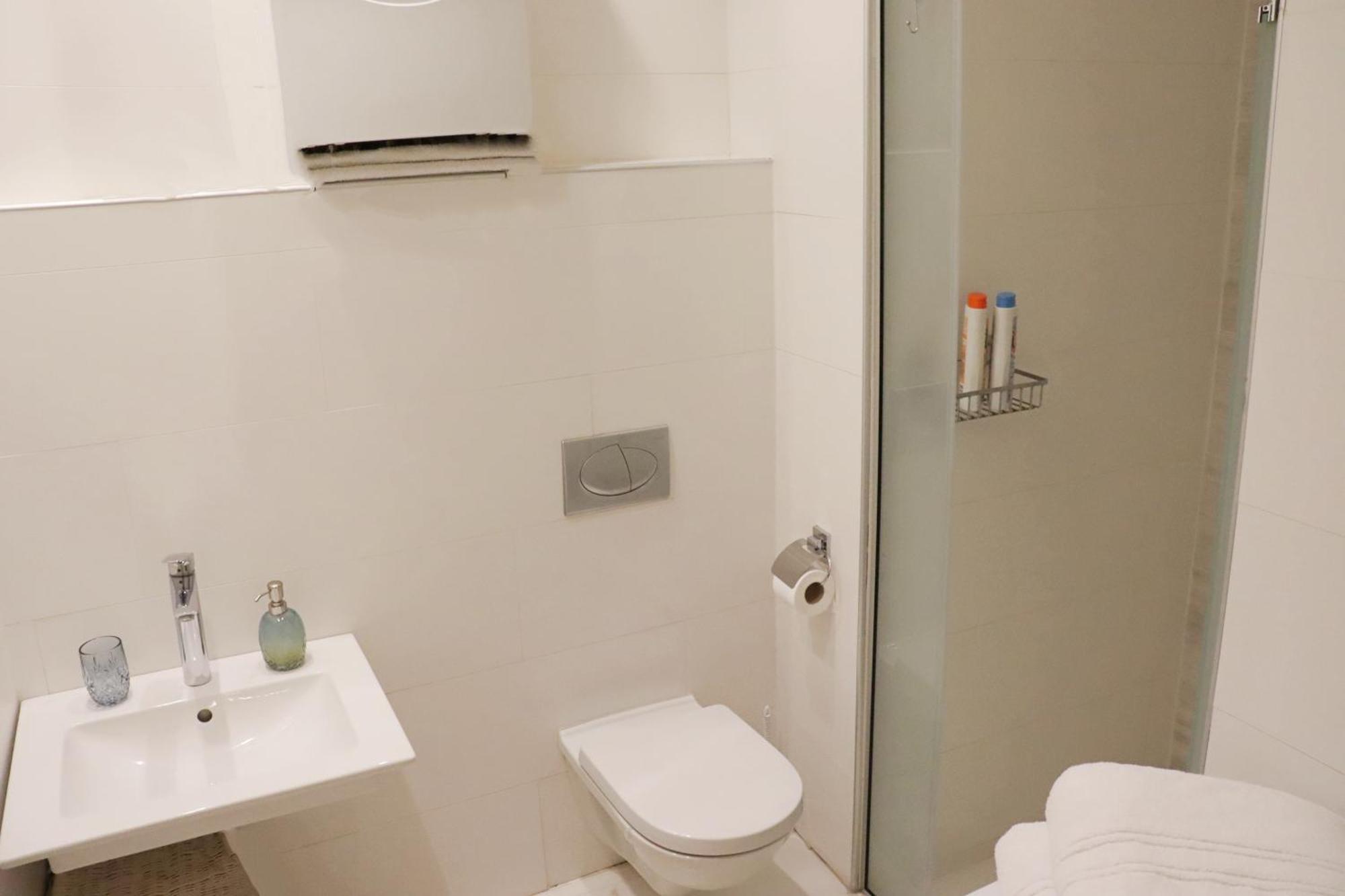 Capital Apartments Сараево Экстерьер фото